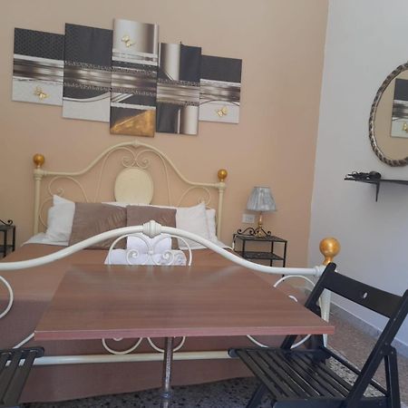 Casa Roma Affittacamere المظهر الخارجي الصورة